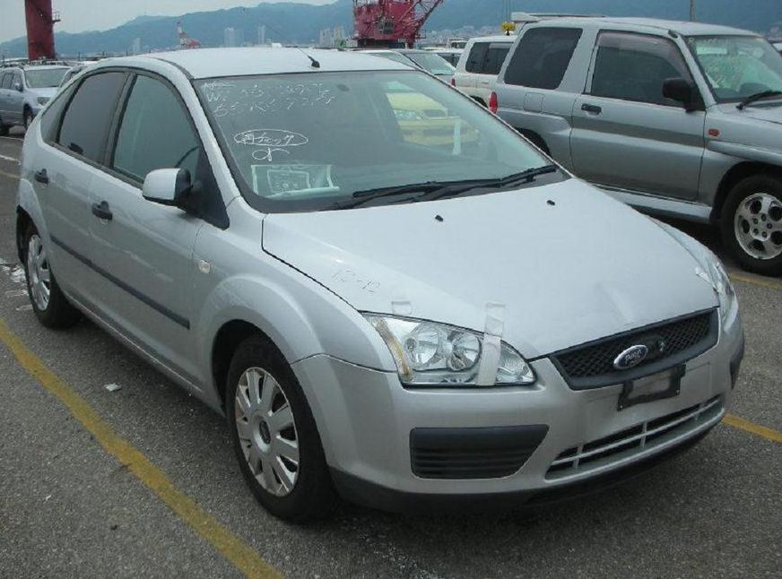  Ford Focus II, 5dr (2005-2008) :  10
